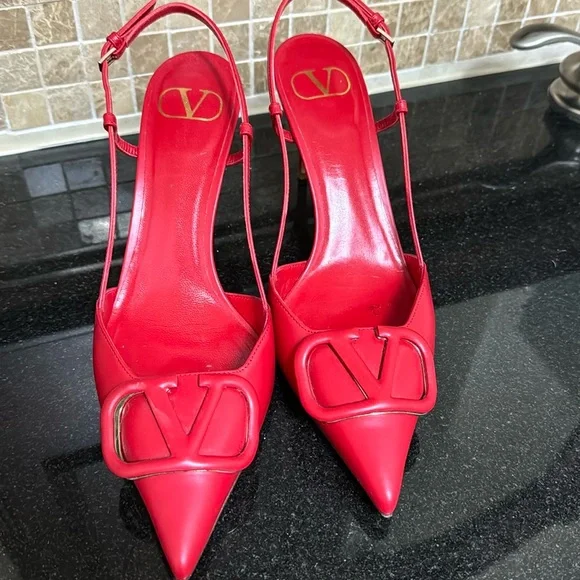 Valentino shoes - Picture 2 of 12